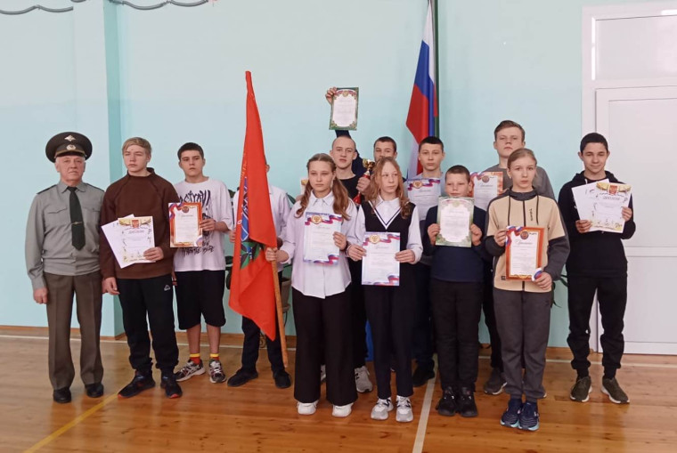 Военно-спортивное многоборье..